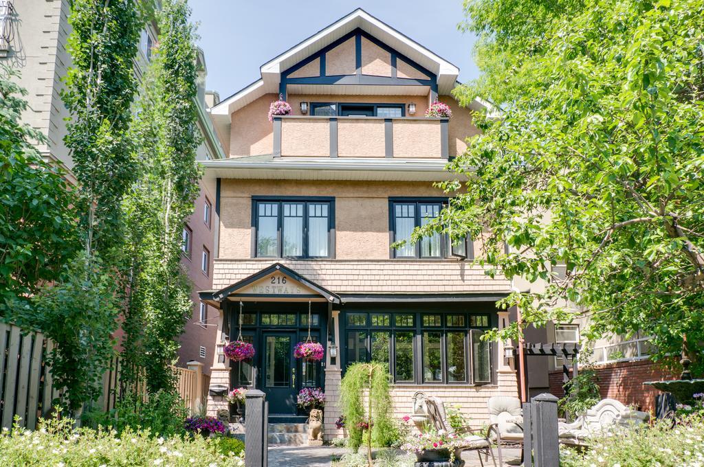 Calgary Westways Guest House Exterior foto